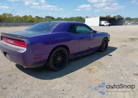 2013 Dodge Challenger Srt8 Core из США, поврежденный, VIN 2C3CDYDJ1DH695078